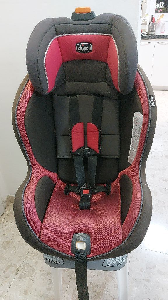כיסא בטיחות לרכב Chicco - Image 2