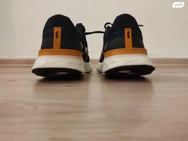 נעלי הליכה / ריצה NIKE - Image 2