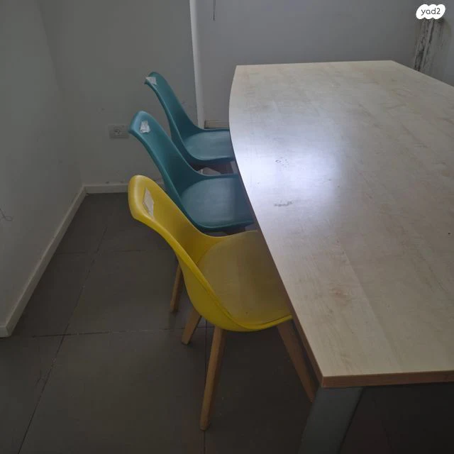 שולחן עץ מלא - Image 3