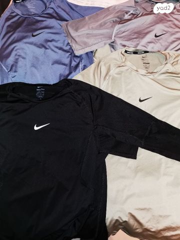 חולצות ספורט Nike