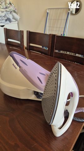 מגהץ אדים של Tefal