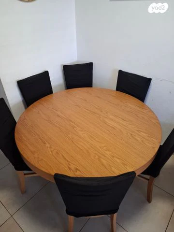 שולחן אוכל + 6 כיסאות