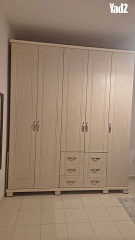 ארון בגדים