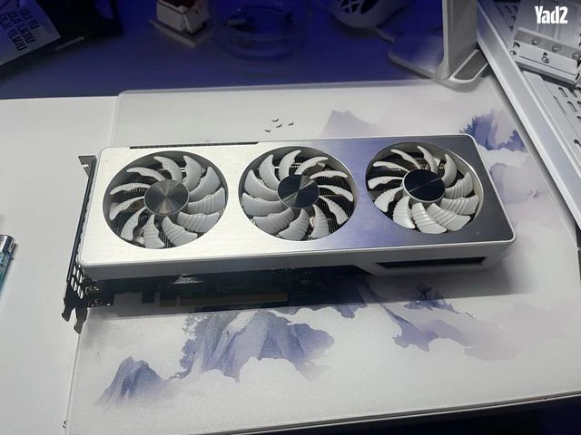 כרטיס מסך 3060ti oc כמו חדש