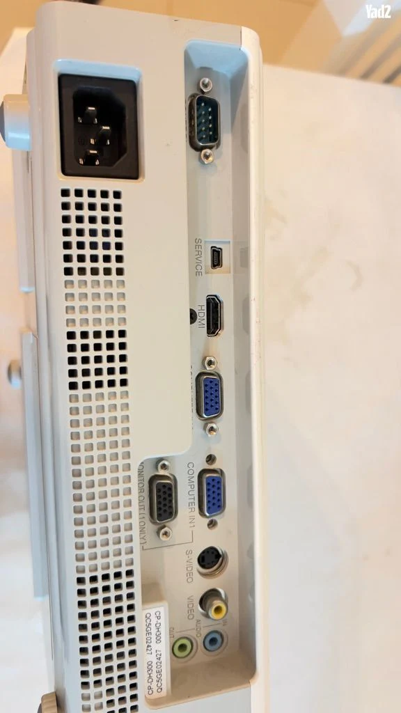 מקרן של Hitachi דגם CP-DH300 - Image 4