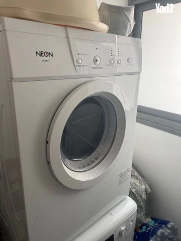 בוסטר