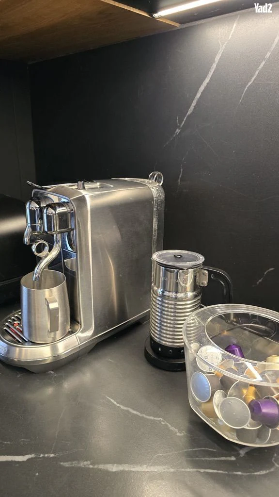 מכונת Nespresso Creatista Plus - Image 2