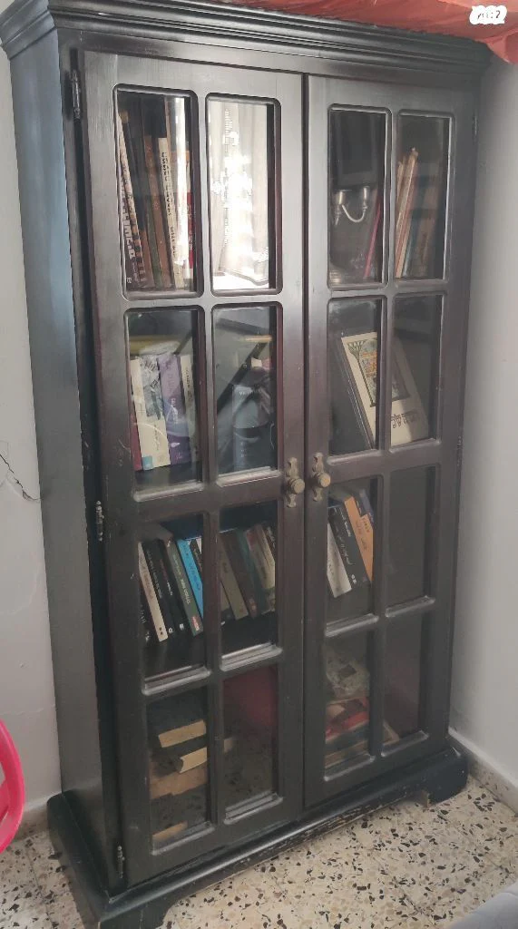 ארון