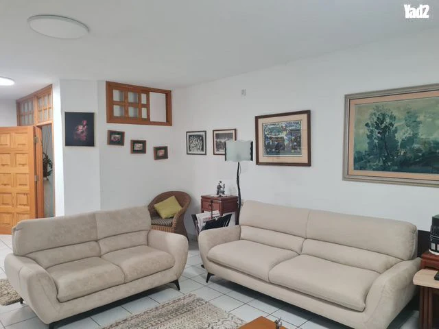 שתי ספות סלון 2+3 - Image 4