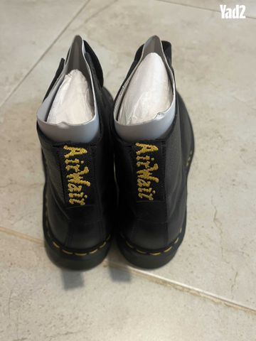נעלי Dr Martens חדשות ומקוריות - Image 2