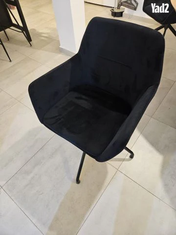 6 כיסאות שחורים מקטיפה - Image 4