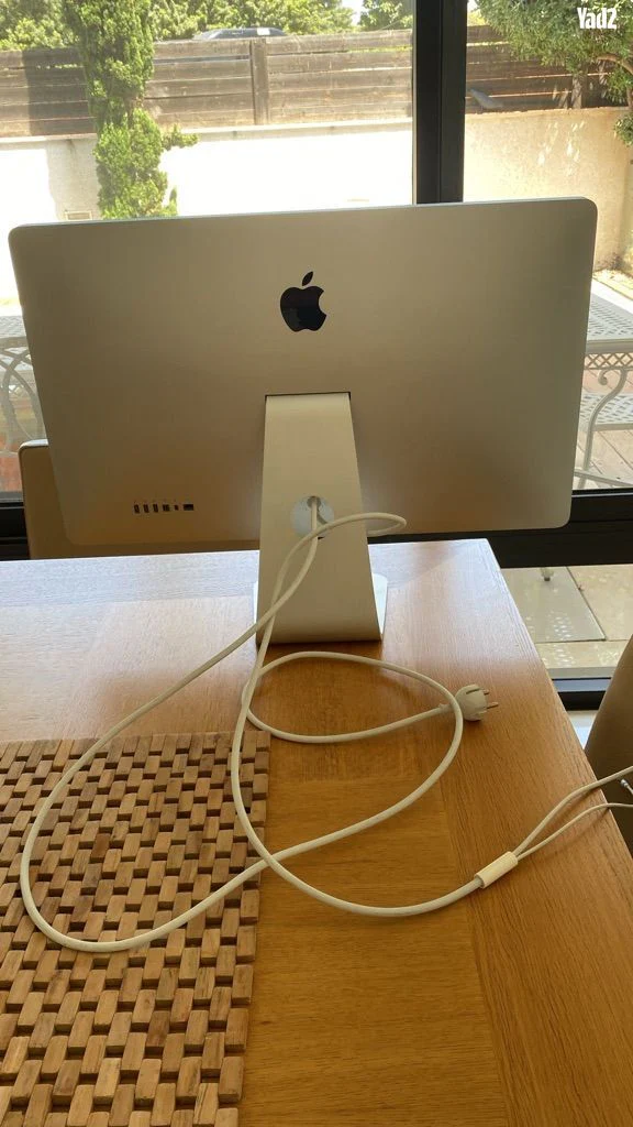 Apple Thunderbolt Display 27” - Image 2