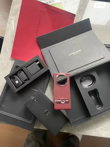 Huawei Mate xt 512GB - Image 3