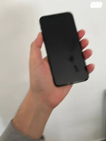 Iphone 11 pro - Image 3