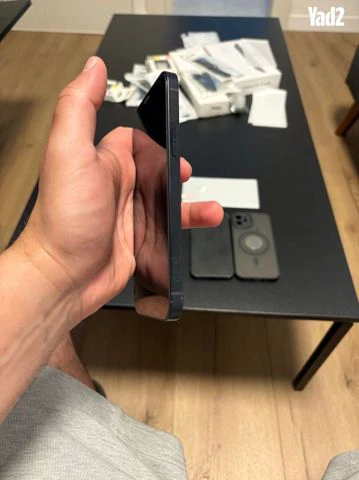 Iphone 12 - 128G - Image 4