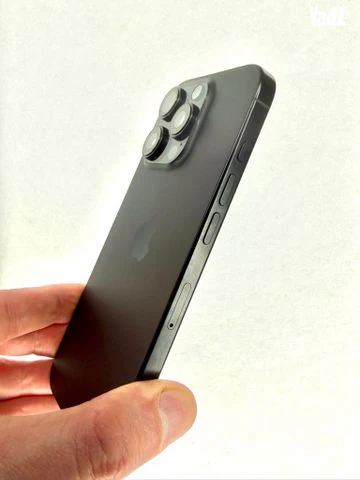 iPhone 16 Pro 512GB - Image 4