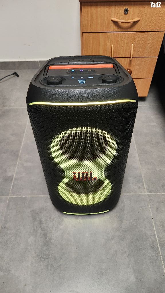 Jbl partybox club 120