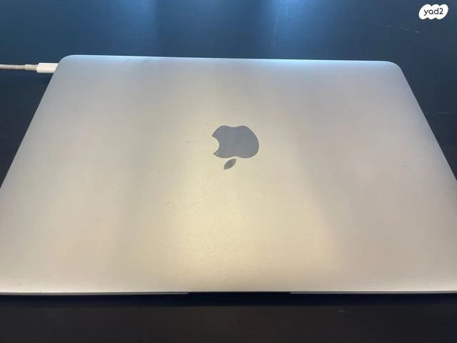 Macbook air mid 2015 - Image 2