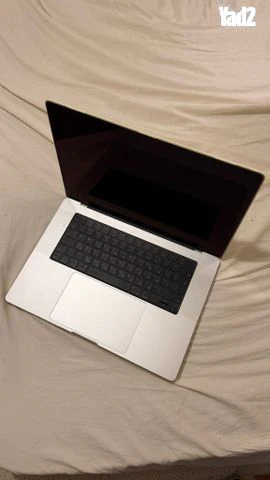 MacBook Pro m4 - Image 2
