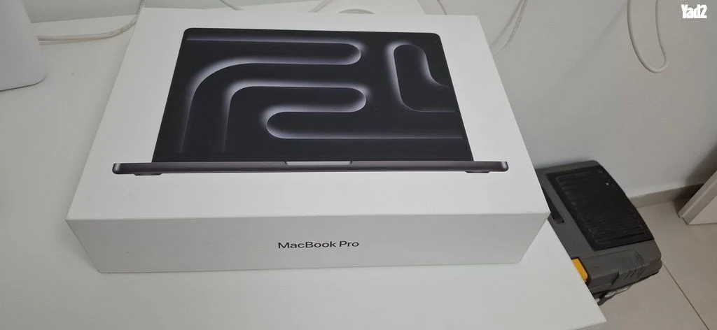 Macbook pro m4 pro - Image 2
