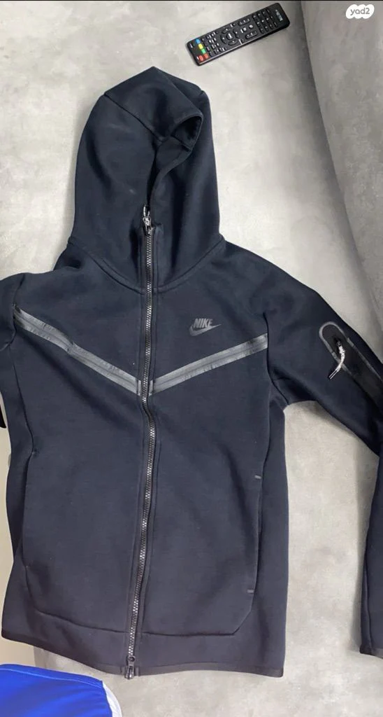 Nike tech - Image 2