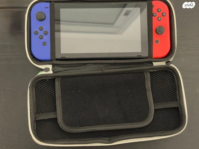 Nintendo Switch - Image 4