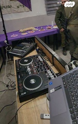 Reloop Terminal Mix 4 - Image 3