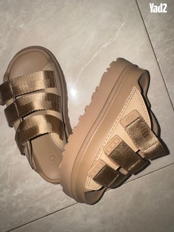 Ugg - Image 2